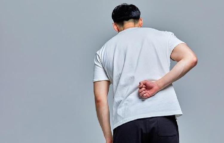 요추염좌 치료, 삐끗한 허리 3일 만에 버틸 비법