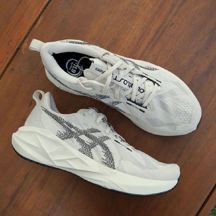 런닝화 추천, 초보 발바닥 아픔 없이 140km 버티는 신발