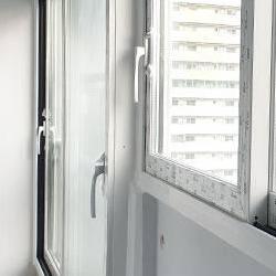 베란다 곰팡이 제거 셀프, 10분 만에 벽 손대지 않고 싹 제거